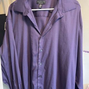 Mens purple dress shirt -new never worn
